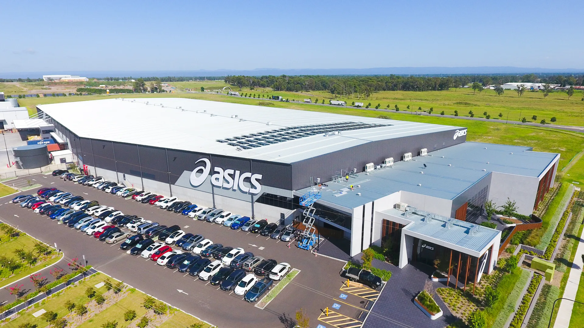 ASICS Marsden Park - aerial view of the ASICS warehouse, office and carpark