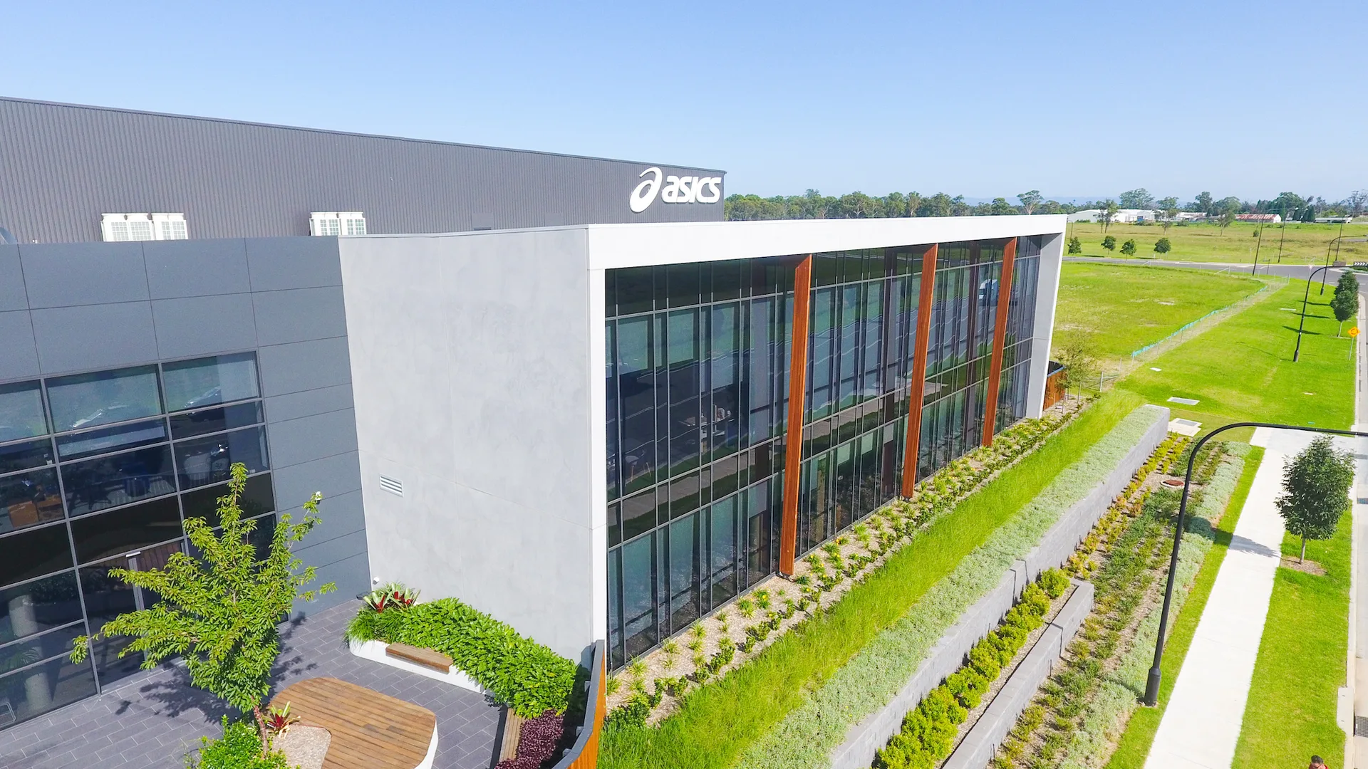 ASICS Marsden Park - office building corner and rendered walls