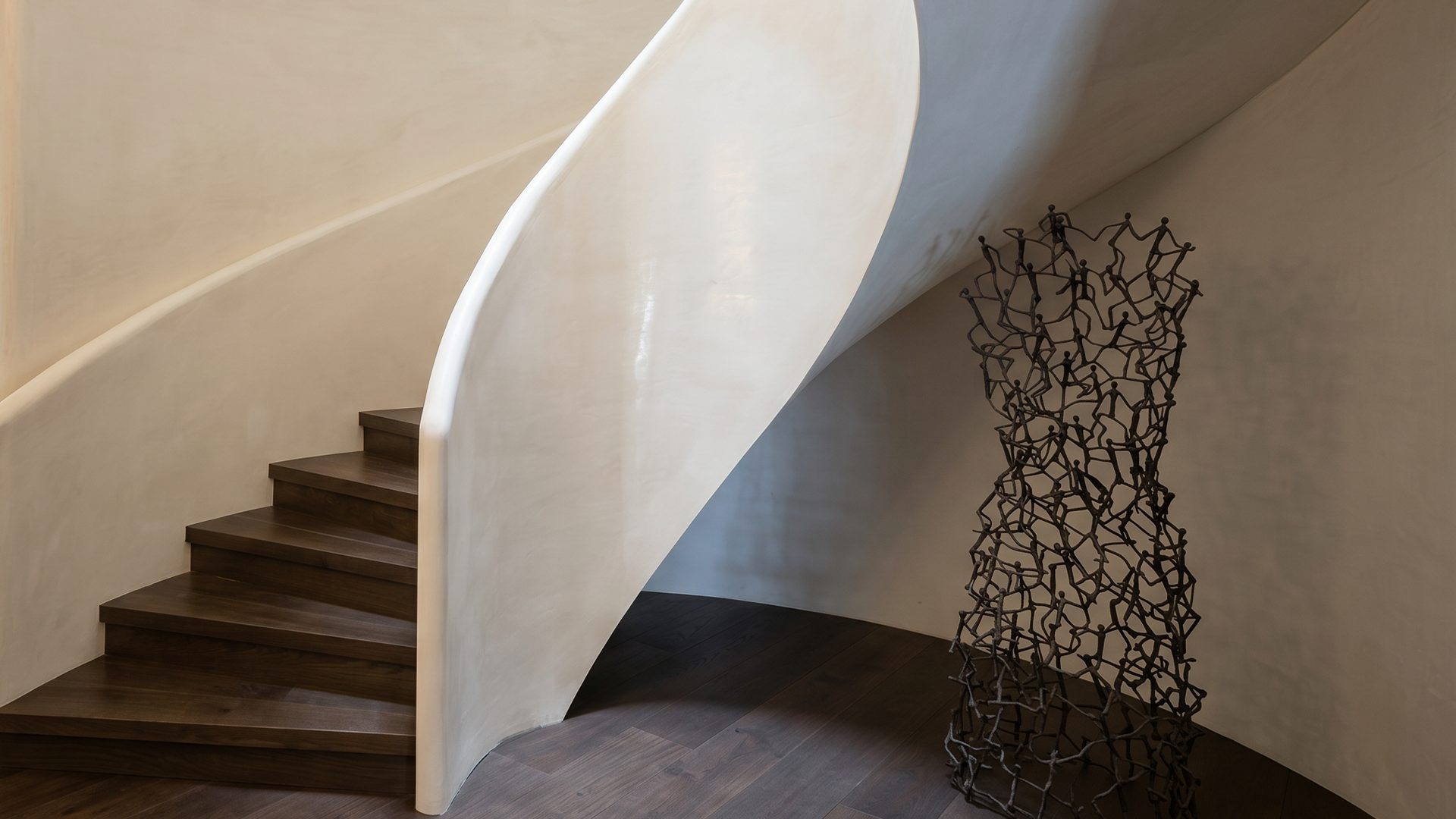 Rosebay Avenue - polished plaster spiral staircase 4